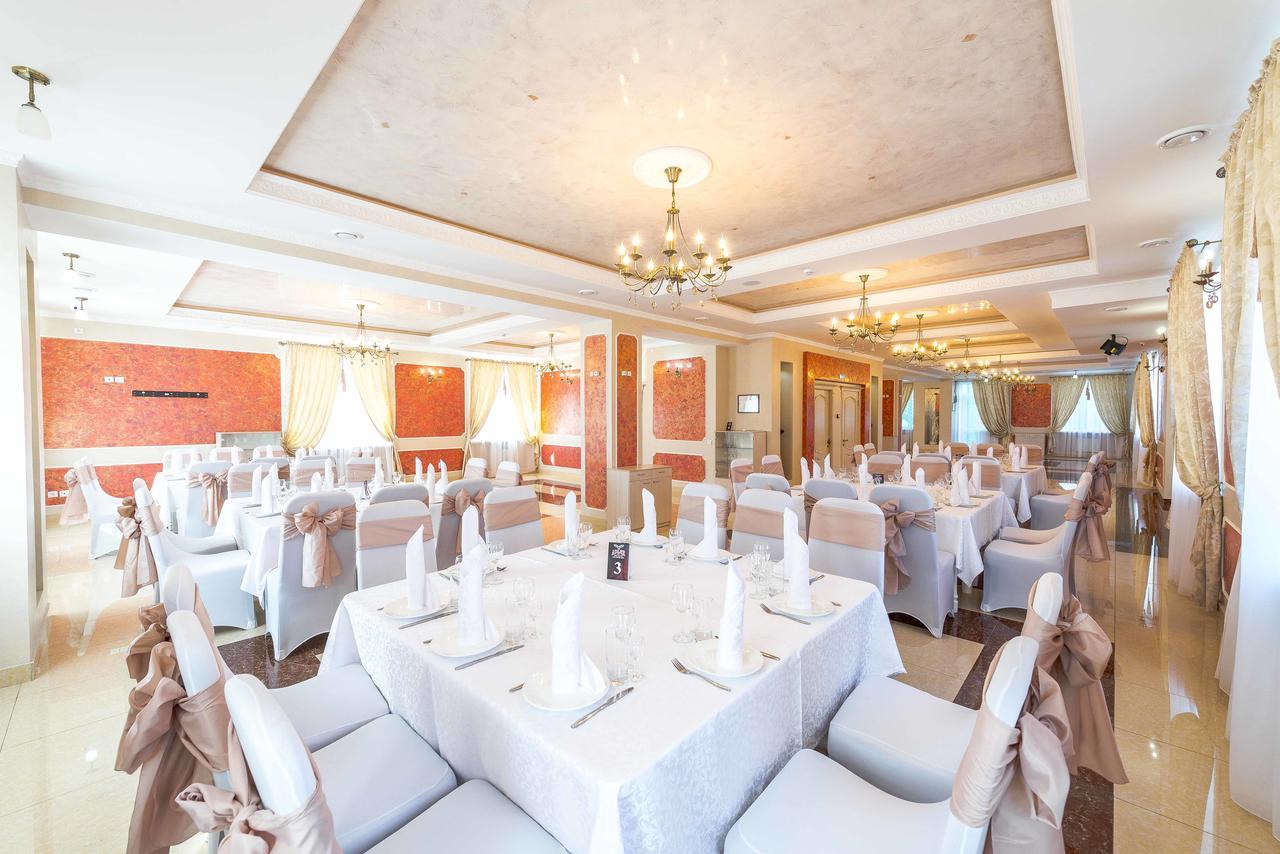 Adler Hotel Astana Ngoại thất bức ảnh